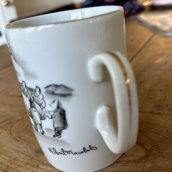 Robert Mayokok Inuit Artist Signed Porcelain Mug – “Blanket Toss” – 1950s - Picture 5 of 7